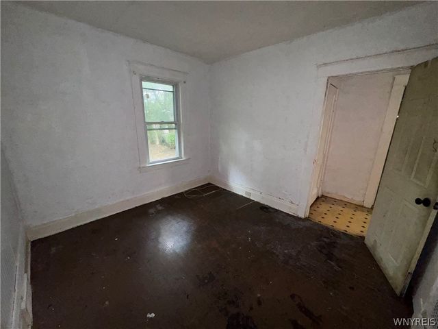 2231 Cudaback Avenue, Niagara Falls, NY 14303