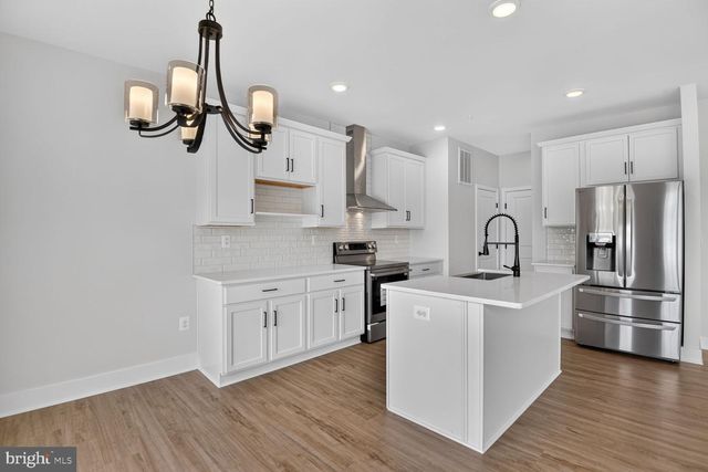 7823 JUDE LN, Glen Burnie, MD 21061