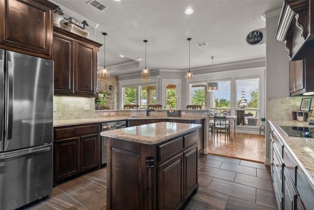 105 Arbor Terrace, Weatherford, TX 76087