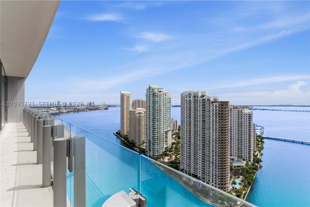 300 Biscayne Boulevard Way 3304C, Miami, FL 33131