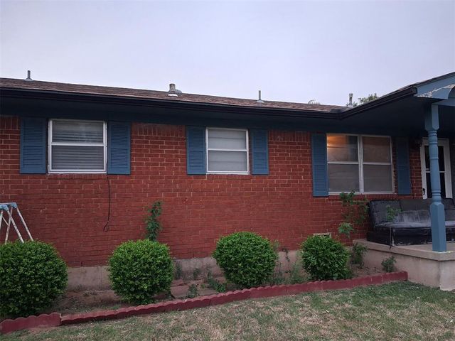 4810 NW Williams Avenue, Lawton, OK 73505