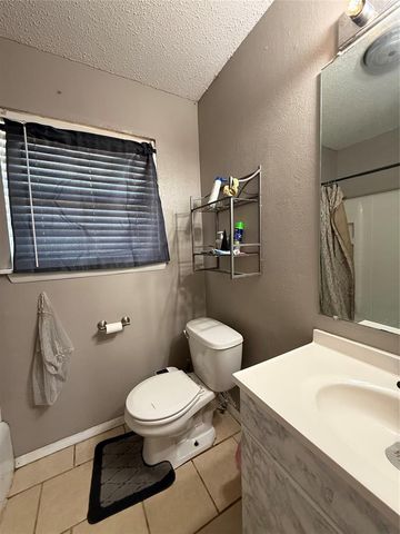 4810 NW Williams Avenue, Lawton, OK 73505