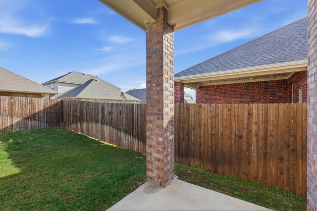 11305 Aspen Trail, Aubrey, TX 76227