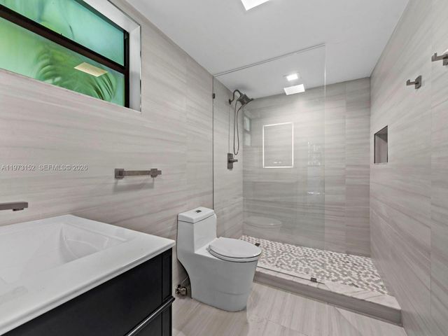 55 Ocean Lane Dr 1035, Key Biscayne, FL 33149