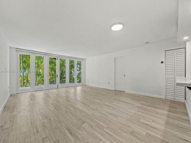 55 Ocean Lane Dr 1035, Key Biscayne, FL 33149