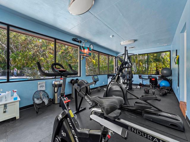 55 Ocean Lane Dr 1035, Key Biscayne, FL 33149