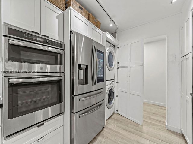 55 Ocean Lane Dr 1035, Key Biscayne, FL 33149