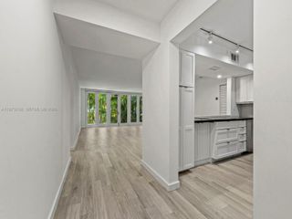 55 Ocean Lane Dr 1035, Key Biscayne, FL 33149