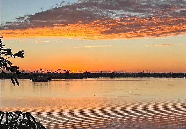 3850 RIVIERA DRIVE 3B, San Diego, CA 92109