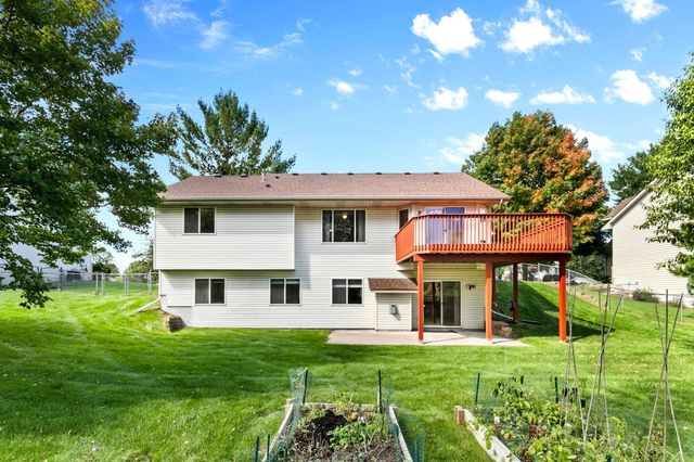 2960 Rice Creek Parkway NE, Blaine, MN 55449