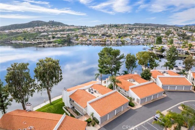 22196 Treasure Island, Canyon Lake, CA 92587