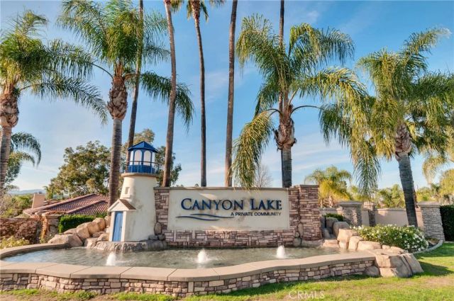 22196 Treasure Island, Canyon Lake, CA 92587