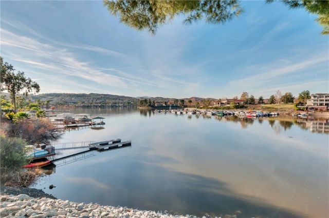 22196 Treasure Island, Canyon Lake, CA 92587