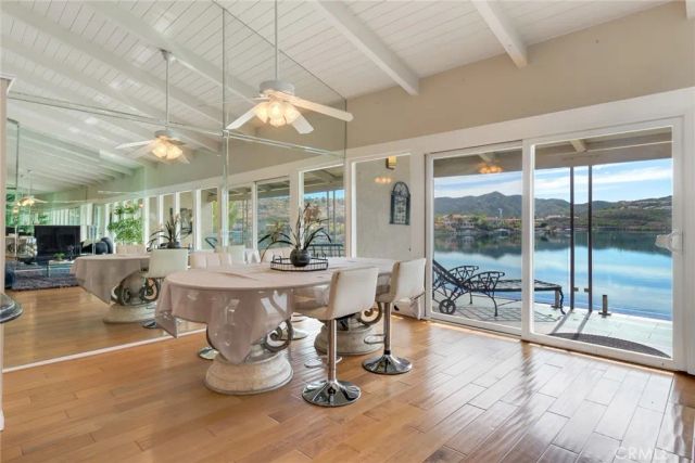 22196 Treasure Island, Canyon Lake, CA 92587