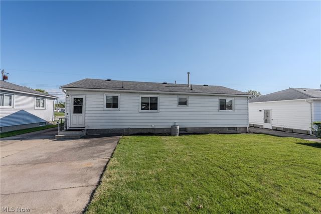 1716 W 29th Street, Lorain, OH 44052