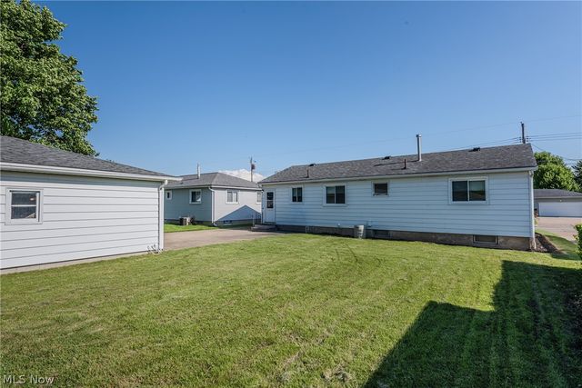 1716 W 29th Street, Lorain, OH 44052