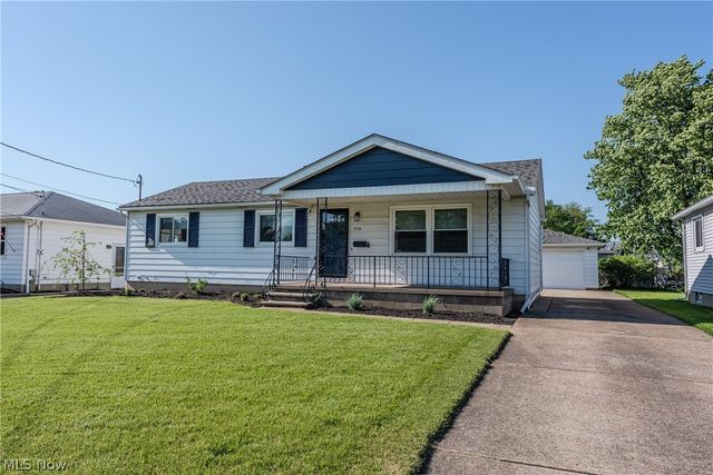 1716 W 29th Street, Lorain, OH 44052
