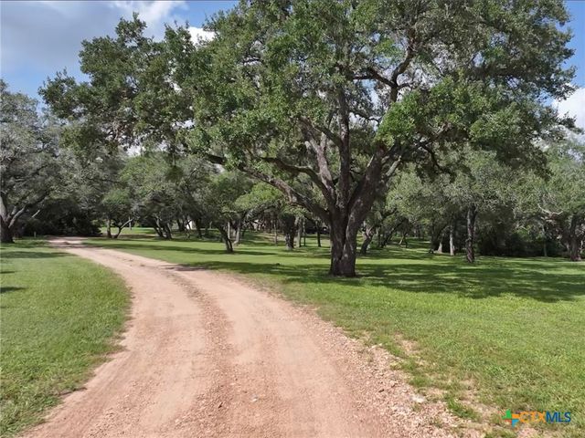 17901 S 87 N-Off, Nursery, TX 77976