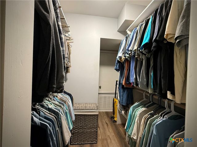 17901 S 87 N-Off, Nursery, TX 77976