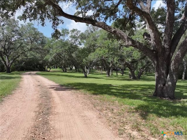17901 S 87 N-Off, Nursery, TX 77976