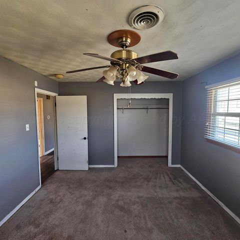 2121 N ZIMMERS Street, Pampa, TX 79065