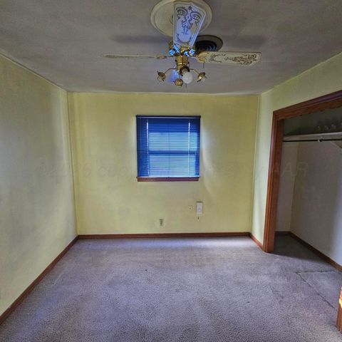 2121 N ZIMMERS Street, Pampa, TX 79065