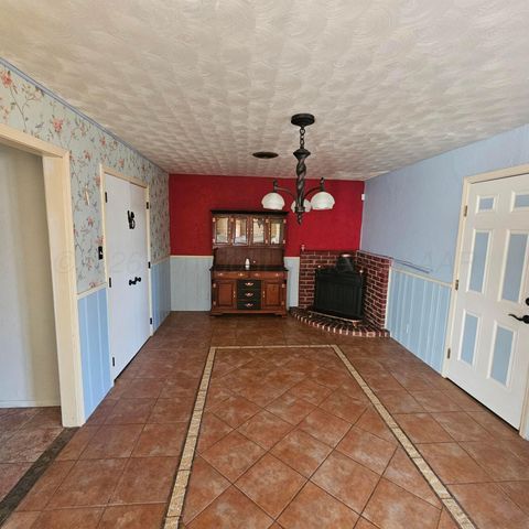 2121 N ZIMMERS Street, Pampa, TX 79065