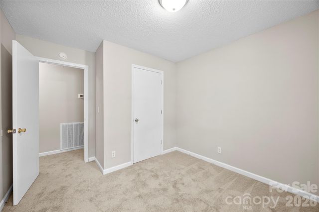 4525 Rolling Hill Drive, Charlotte, NC 28213