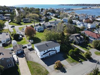 65 Seascape Avenue, Middletown, RI 02842