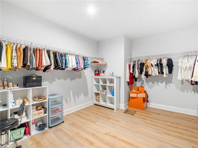 4188 Gunnerson Lane, Kennesaw, GA 30152