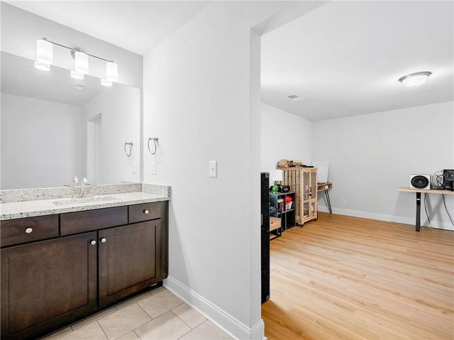 4188 Gunnerson Lane, Kennesaw, GA 30152