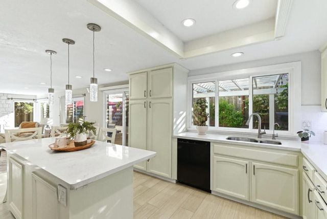 16761 Dry Creek Court, Morgan Hill, CA 95037
