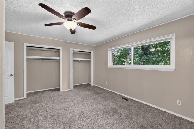 15 Grisham Circle, Bella Vista, AR 72715