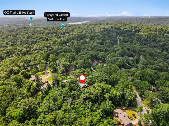 15 Grisham Circle, Bella Vista, AR 72715