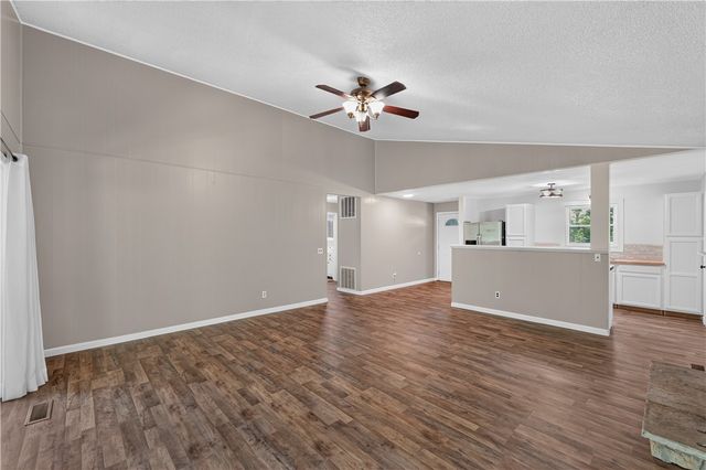 15 Grisham Circle, Bella Vista, AR 72715