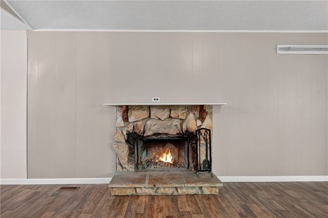 15 Grisham Circle, Bella Vista, AR 72715