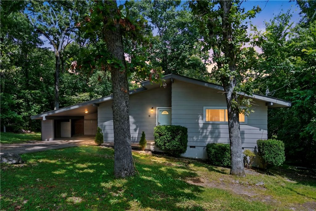 15 Grisham Circle, Bella Vista, AR 72715