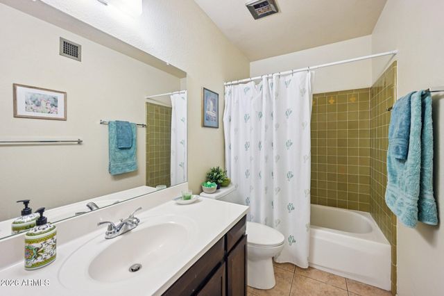 1035 E LAGUNA Drive, Tempe, AZ 85282