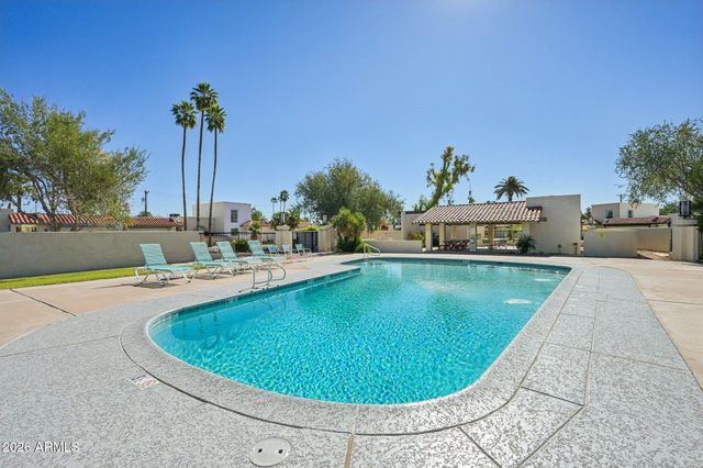 1035 E LAGUNA Drive, Tempe, AZ 85282