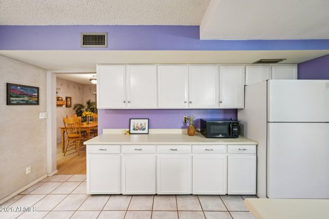 1035 E LAGUNA Drive, Tempe, AZ 85282