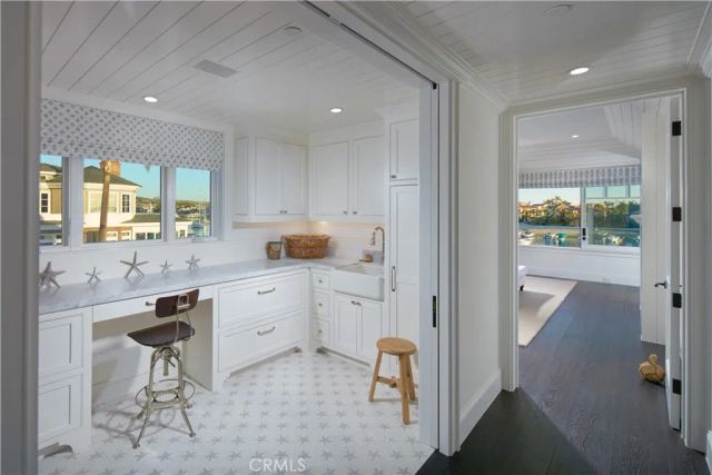 14 Beacon Bay, Newport Beach, CA 92660