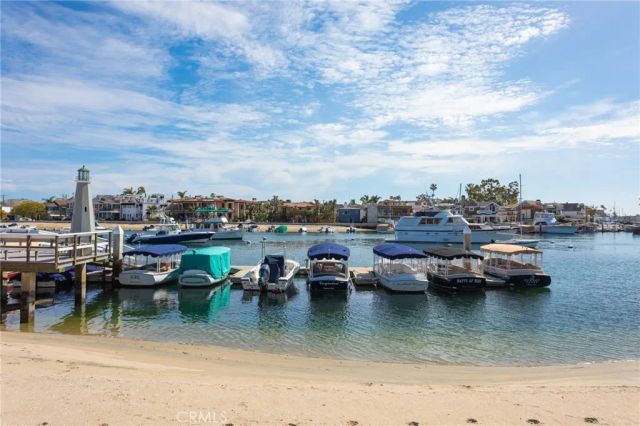 14 Beacon Bay, Newport Beach, CA 92660