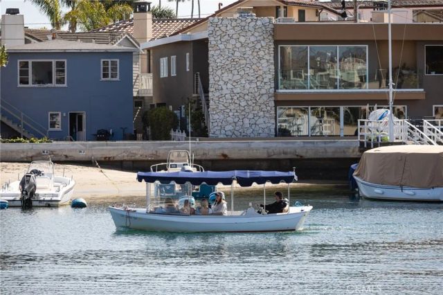 14 Beacon Bay, Newport Beach, CA 92660