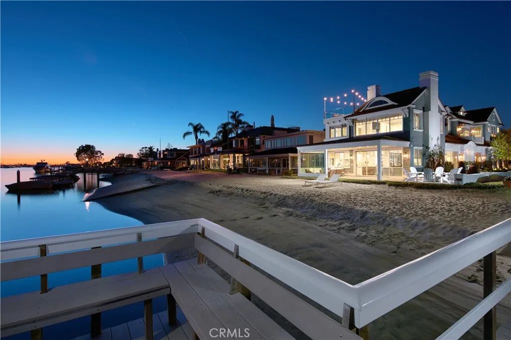 14 Beacon Bay, Newport Beach, CA 92660