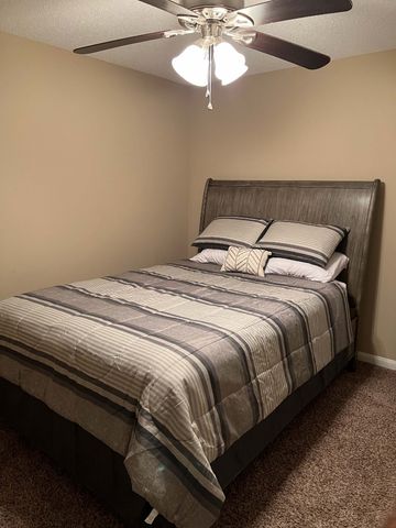 307 Swan Lake Dr, Clarksville, TN 37043