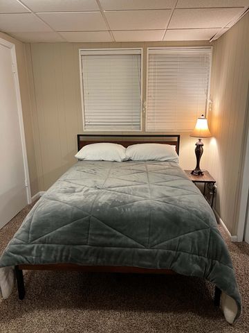 307 Swan Lake Dr, Clarksville, TN 37043