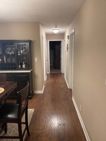 307 Swan Lake Dr, Clarksville, TN 37043