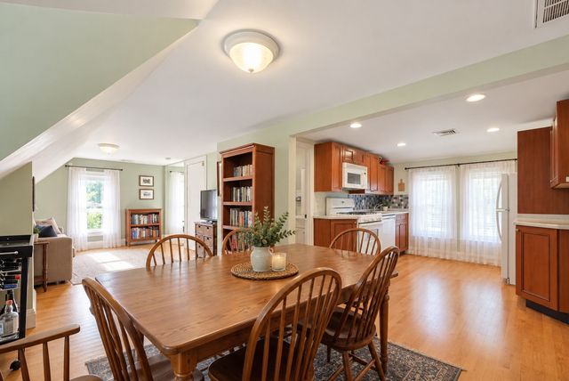 42 Cedar St 3, Somerville, MA 02143