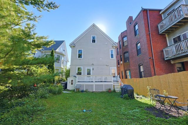 42 Cedar St 3, Somerville, MA 02143
