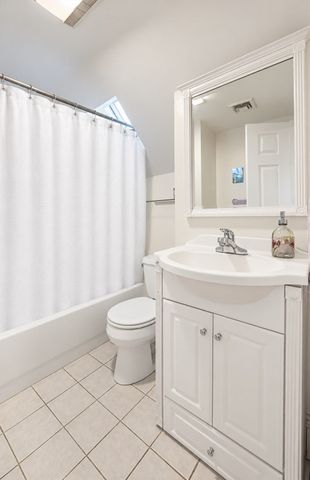 42 Cedar St 3, Somerville, MA 02143
